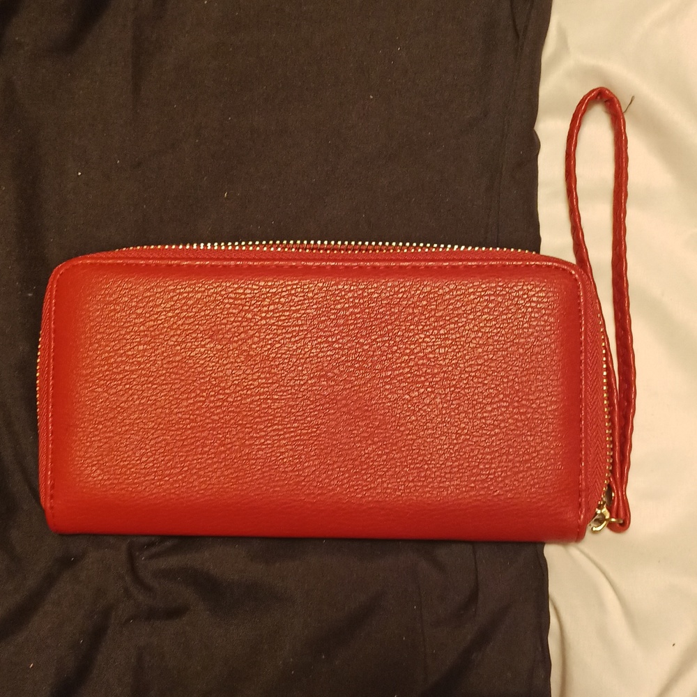 Red wallet